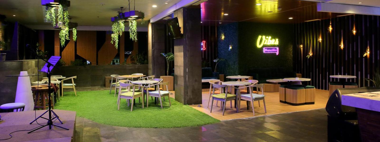 The Southern Hotel Surabaya Formerly Ibis Styles Surabaya Jemursari Exterior photo